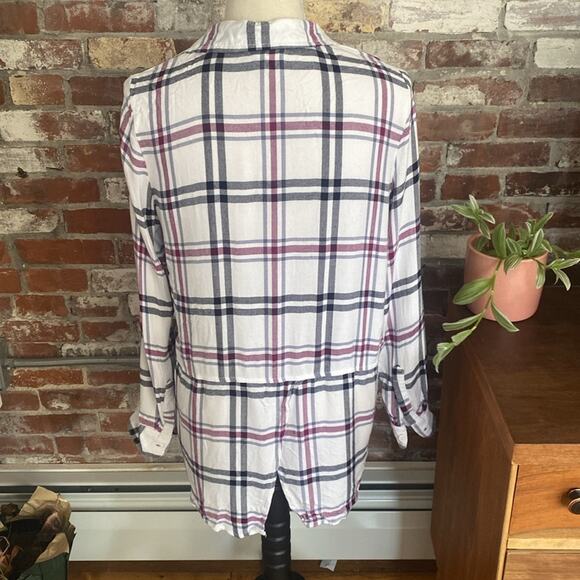 Beach Lunch Lounge White Purple and Blue Plaid Button Down Shirt Size XS - Picture 4 of 6